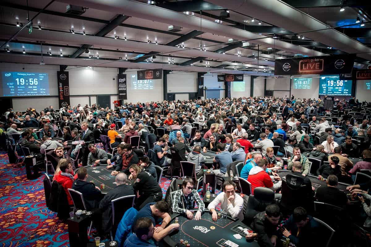 King’s Casino poker room